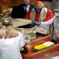 Exhumación de restos mortales del Dr. José Gregorio Hernández y extracción de las reliquias